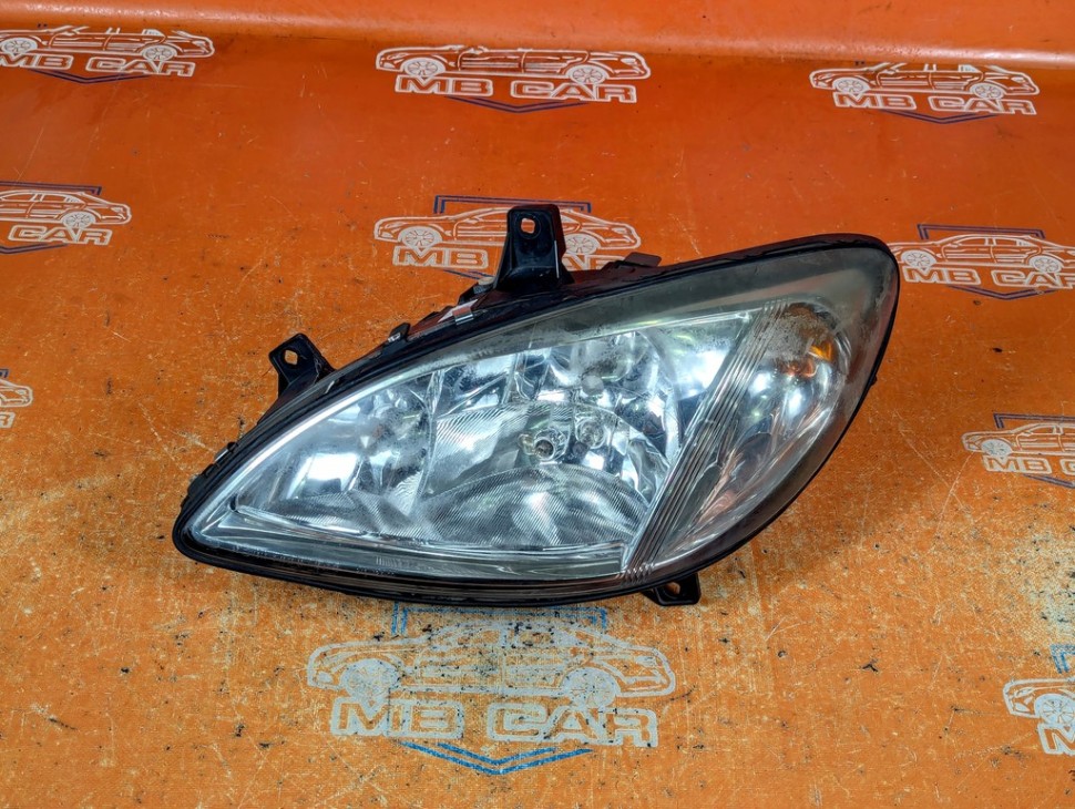 Фара левая MERCEDES-BENZ V-класс W639 (2003 - 2014) фото 1 &mdash; Разборка Мерседес