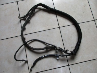 Провод плюсовой MERCEDES-BENZ S-класс W221 (2005 - 2009) — Разборка Мерседес