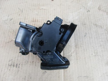 Дефлектор MERCEDES-BENZ C-класс W205/S205/C205/A205 (2014 - 2018) — Разборка Мерседес