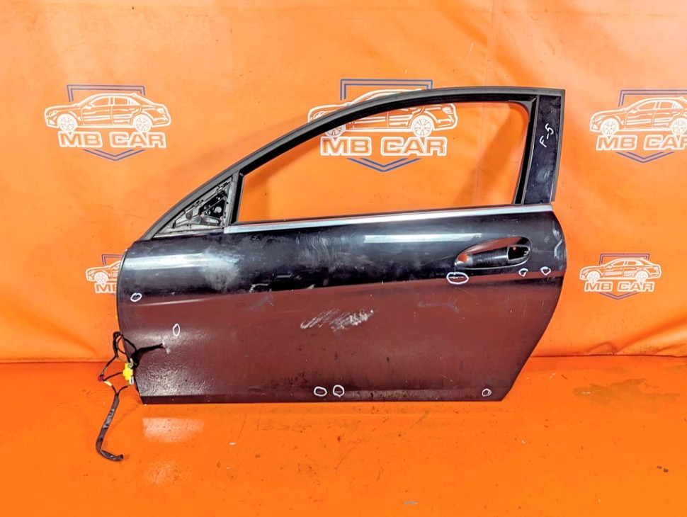 Дверь передняя левая MERCEDES-BENZ C-класс W204/S204/С204 рестайлинг (2011 - 2015) фото 1 &mdash; Разборка Мерседес