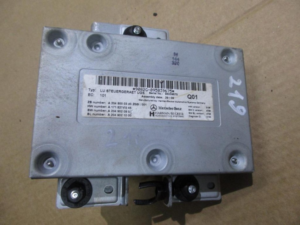 Блок мультимедиа MERCEDES-BENZ CLS-класс C219 рестайлинг (2008 - 2010) фото 1 — Разборка Мерседес