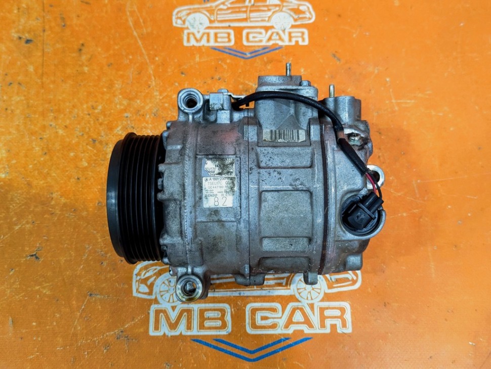 Компрессор кондиционера MERCEDES-BENZ M-класс W164 (2005 - 2008) фото 1 — Разборка Мерседес