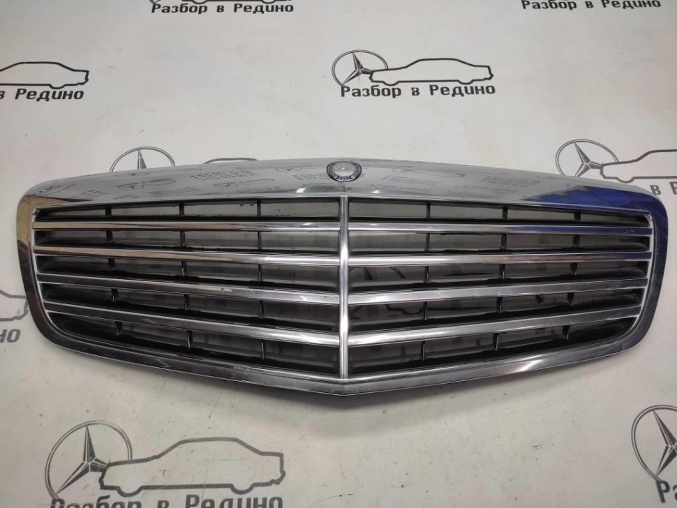 Решетка радиатора MERCEDES-BENZ S-class w221 фото 1 — Разборка Мерседес