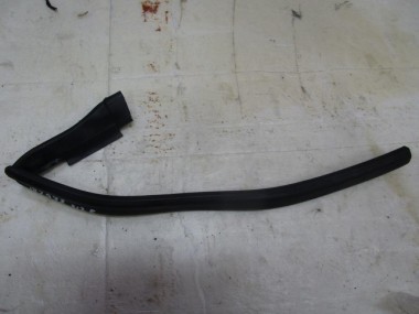 Уплотнитель моторного отсека MERCEDES-BENZ E-класс W212/S212/C207/A207 (2009 - 2013) — Разборка Мерседес