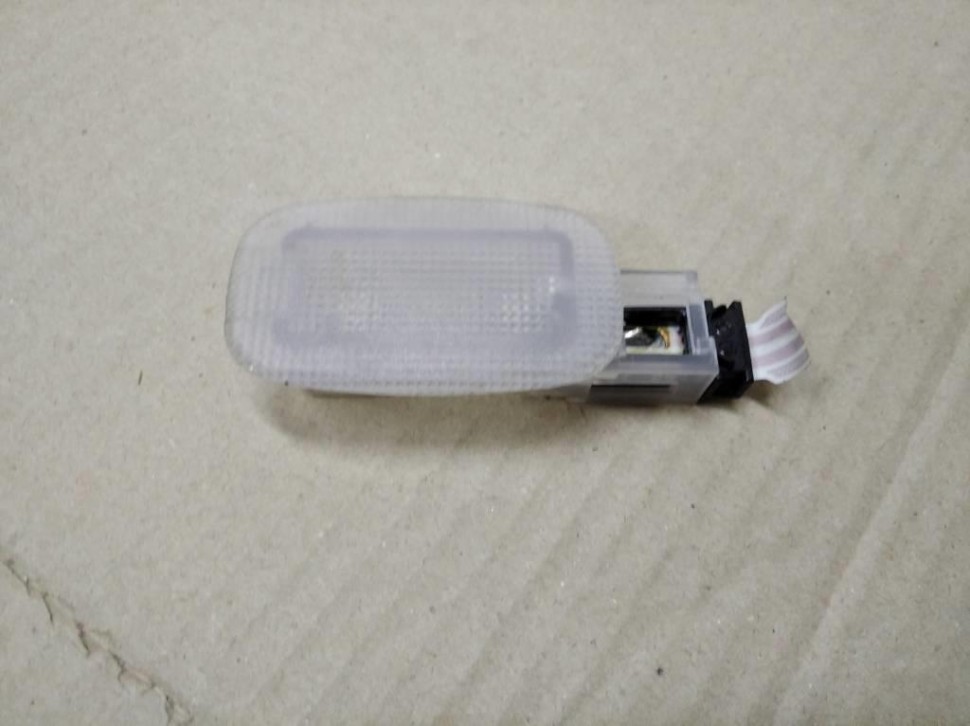 Плафон подсветки MERCEDES-BENZ E-класс W211/S211 (2002 - 2006) фото 1 — Разборка Мерседес