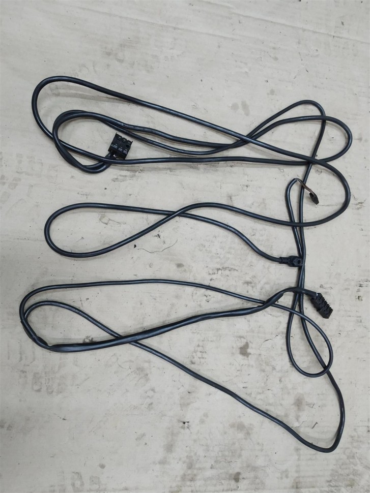 Проводка MERCEDES-BENZ W124 W124/S124/C124/A124 (1984 - 1993) фото 1 — Разборка Мерседес