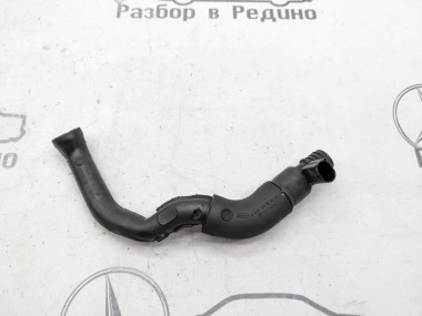 Трубка вентиляции картерных газов MERCEDES-BENZ C-класс W204/S204 (2006 - 2011) — Разборка Мерседес