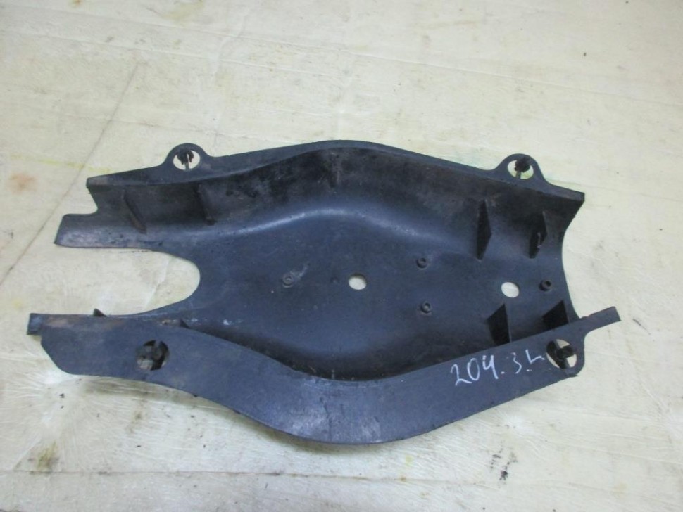 Кожух заднего рычага (лодки) MERCEDES-BENZ C-класс W204/S204 (2006 - 2011) фото 1 — Разборка Мерседес