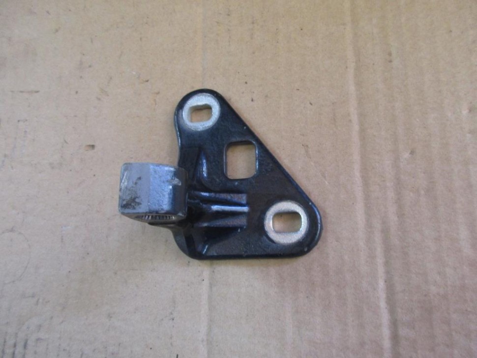 Петля двери MERCEDES-BENZ E-класс W211/S211 (2002 - 2006) фото 1 — Разборка Мерседес