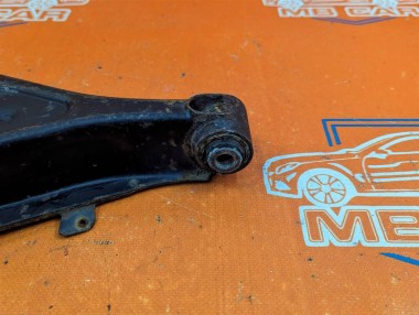 Рычаг задней стойки (лодка) MERCEDES-BENZ C-класс W203/S203/CL203 (2000 - 2004) — Разборка Мерседес