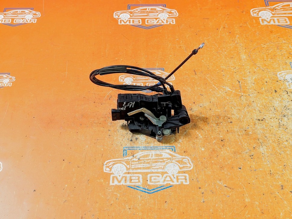 Замок двери задней левой MERCEDES-BENZ M-класс W163 рестайлинг (2001 - 2005) фото 1 &mdash; Разборка Мерседес