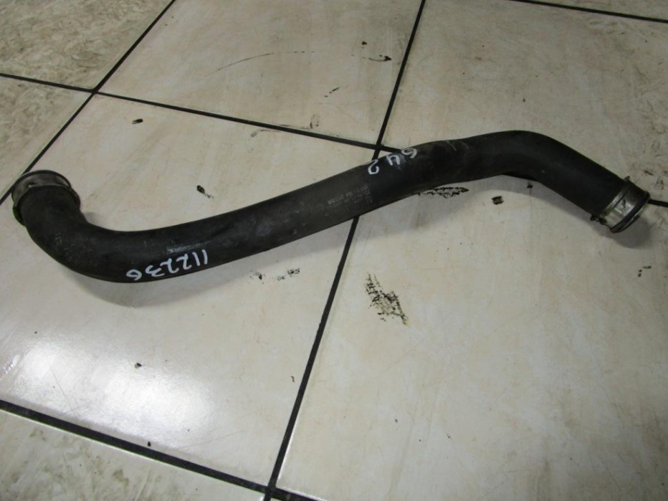 Патрубок радиатора MERCEDES-BENZ E-класс W211/S211 (2002 - 2006) фото 1 — Разборка Мерседес