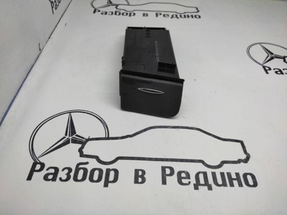 Вещевой отсек MERCEDES-BENZ E-класс W211/S211 (2002 - 2006) фото 1 — Разборка Мерседес