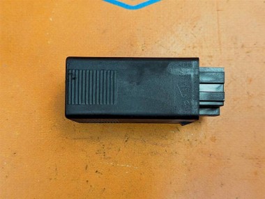 Реле обогрева стекла MERCEDES-BENZ Sprinter W901-905 (1995 - 2006) — Разборка Мерседес