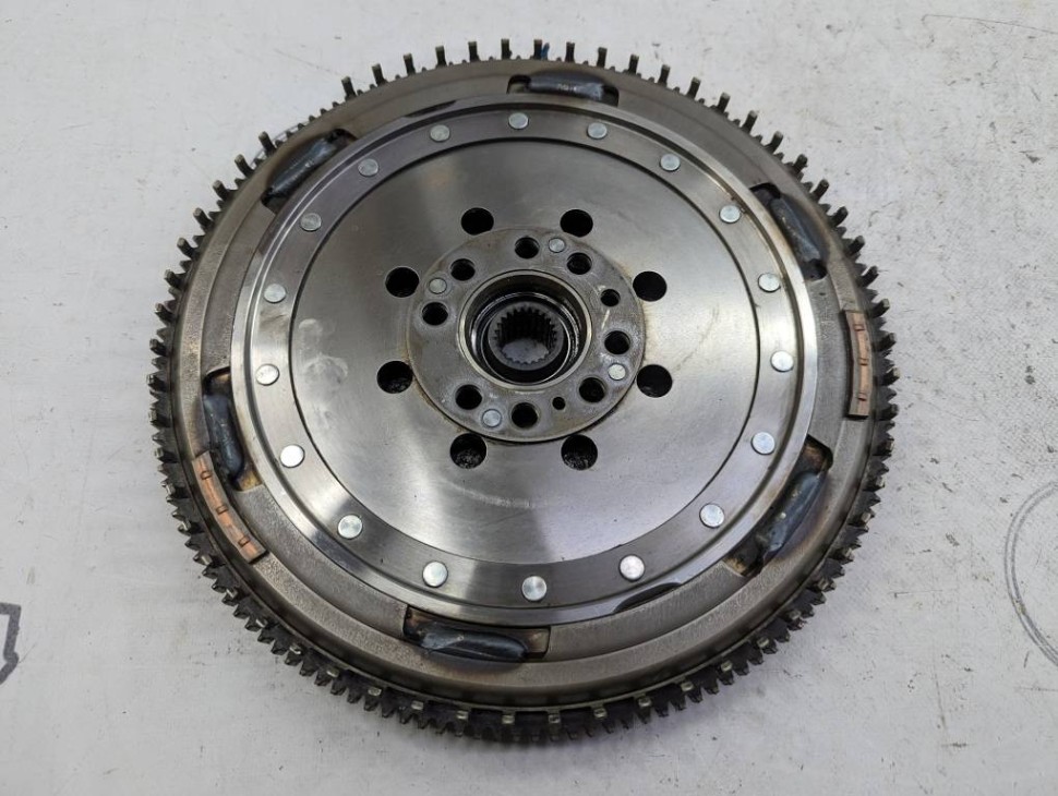 Маховик АКПП MERCEDES-BENZ S-класс W222/C217/A217 (2013 - 2017) фото 1 — Разборка Мерседес