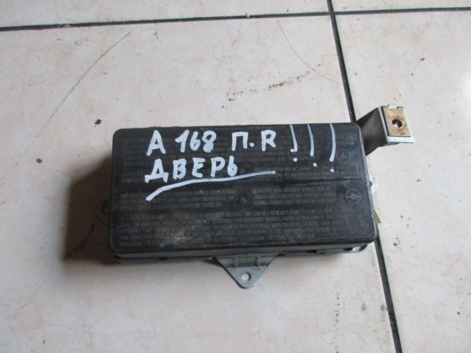 Подушка безопасности дверная MERCEDES-BENZ A-класс W168 (1997 - 2001) фото 1 — Разборка Мерседес