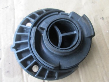 Опора задней пружины MERCEDES-BENZ C-класс W205/S205/C205/A205 (2014 - 2018) — Разборка Мерседес