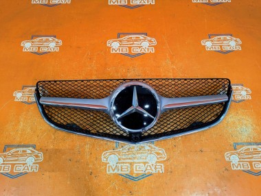 Решетка радиатора MERCEDES-BENZ E-класс W212/S212/C207/A207 рестайлинг (2013 - 2016) — Разборка Мерседес