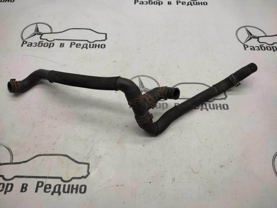 Патрубок ОЖ MERCEDES-BENZ C-класс W203/S203/CL203 рестайлинг (2004 - 2008) фото 1 — Разборка Мерседес