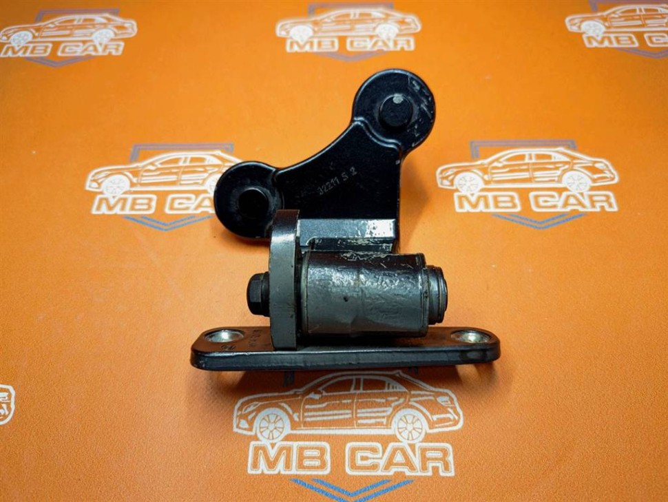 Петля двери MERCEDES-BENZ E-класс W212/S212/C207/A207 (2009 - 2013) фото 1 — Разборка Мерседес