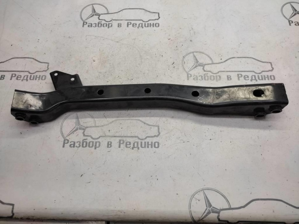 Поперечина MERCEDES-BENZ X-класс I (2017 - 2020) фото 1 — Разборка Мерседес