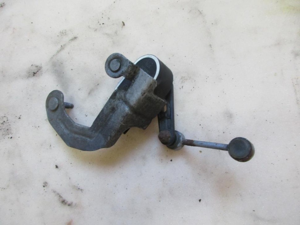 Датчик уровня пола MERCEDES-BENZ C-класс W205/S205/C205/A205 (2014 - 2018) фото 1 — Разборка Мерседес