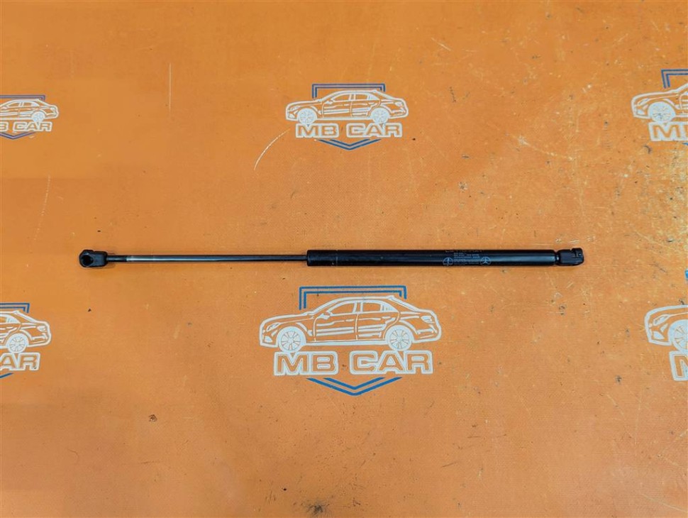 Амортизатор крышки багажника MERCEDES-BENZ A-класс W168 рестайлинг (2001 - 2004) фото 1 — Разборка Мерседес