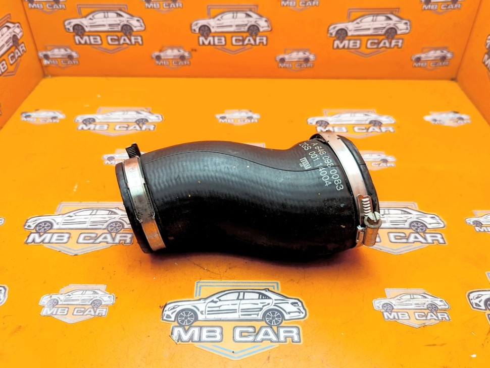 Патрубок интеркулера MERCEDES-BENZ V-класс W639 (2003 - 2014) фото 1 — Разборка Мерседес