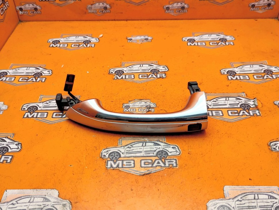 Ручка двери наружняя MERCEDES-BENZ GL-класс X164 рестайлинг (2009 - 2012) фото 1 &mdash; Разборка Мерседес