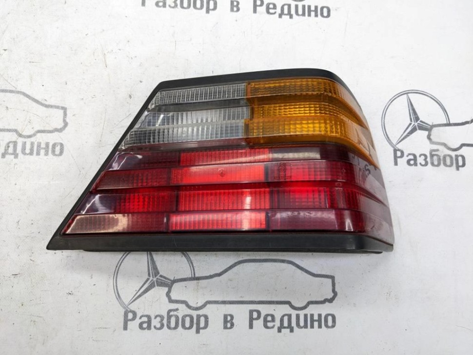 Фонарь задний правый MERCEDES-BENZ E-class w124 фото 1 — Разборка Мерседес