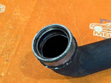 Патрубок интеркулера MERCEDES-BENZ M-класс W164 (2005 - 2008) — Разборка Мерседес