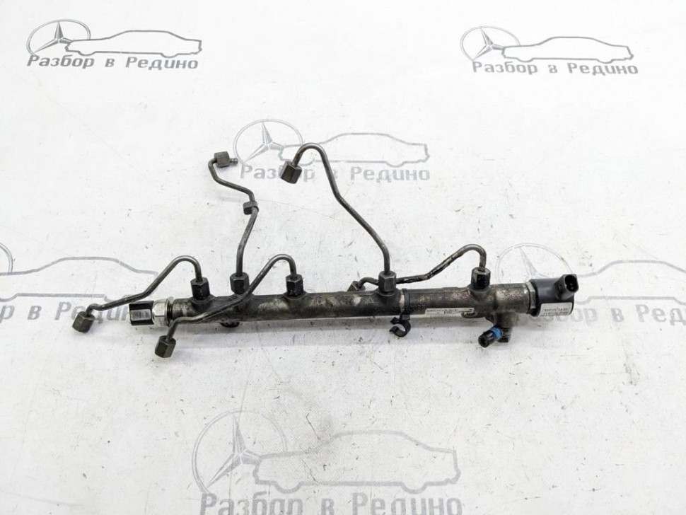 Рампа топливная MERCEDES-BENZ C-класс W204/S204 (2006 - 2011) фото 1 — Разборка Мерседес
