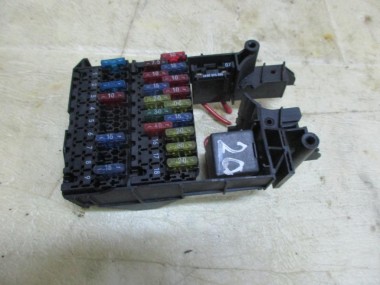 Блок предохранителей MERCEDES-BENZ E-класс W210/S210 (1995 - 1999) — Разборка Мерседес