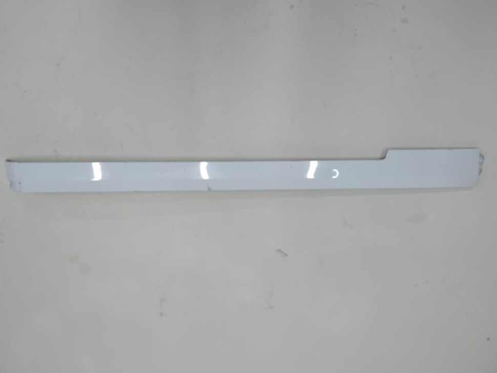 Крышка шины сдвижной двери MERCEDES-BENZ V-класс W447 (2014 - 2025) фото 1 — Разборка Мерседес