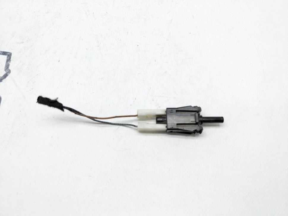 Выключатель стоп-сигнала MERCEDES-BENZ M-класс W163 рестайлинг (2001 - 2005) фото 1 — Разборка Мерседес