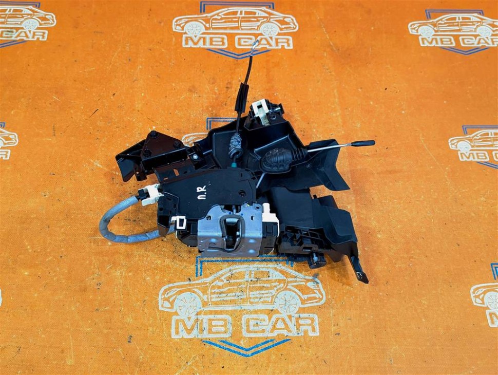 Замок двери передней правой MERCEDES-BENZ GLK-класс X204 (2008 - 2012) фото 1 — Разборка Мерседес