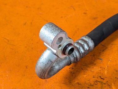 Трубка кондиционера MERCEDES-BENZ SLK-класс R171 (2004 - 2008) &mdash; Разборка Мерседес