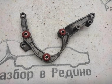 Кронштейн MERCEDES-BENZ CLS-класс C219 (2004 - 2008) — Разборка Мерседес