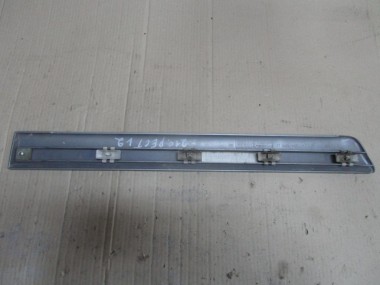 Молдинг двери MERCEDES-BENZ E-класс W210/S210 рестайлинг (1999 - 2003) — Разборка Мерседес