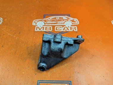 Лапа левая MERCEDES-BENZ C-класс W203/S203/CL203 (2000 - 2004) — Разборка Мерседес