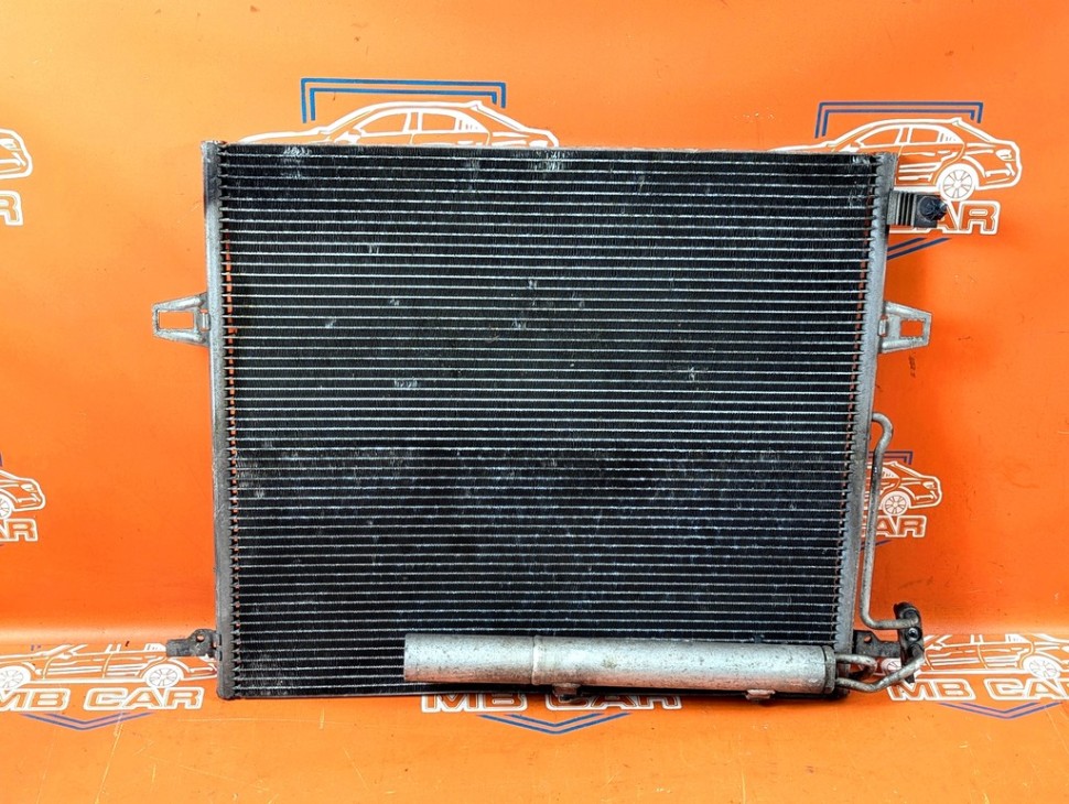 Радиатор кондиционера MERCEDES-BENZ GL-класс X164 (2006 - 2009) фото 1 &mdash; Разборка Мерседес