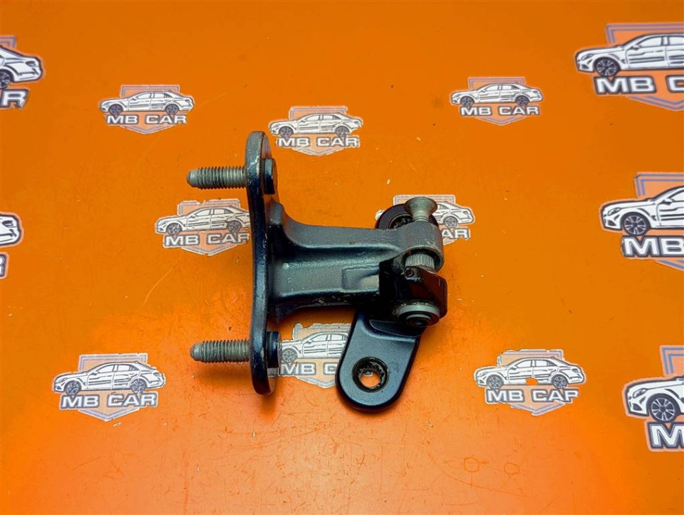 Петля двери MERCEDES-BENZ GLE-класс V167 (2018 - 2024) фото 1 — Разборка Мерседес