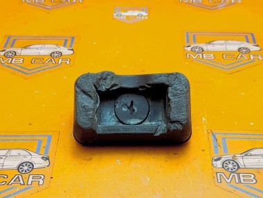 Поддомкратник MERCEDES-BENZ C-класс W203/S203/CL203 рестайлинг (2004 - 2008) C 220 CDI 2.2 AT (150 л.с.) &mdash; Разборка Мерседес