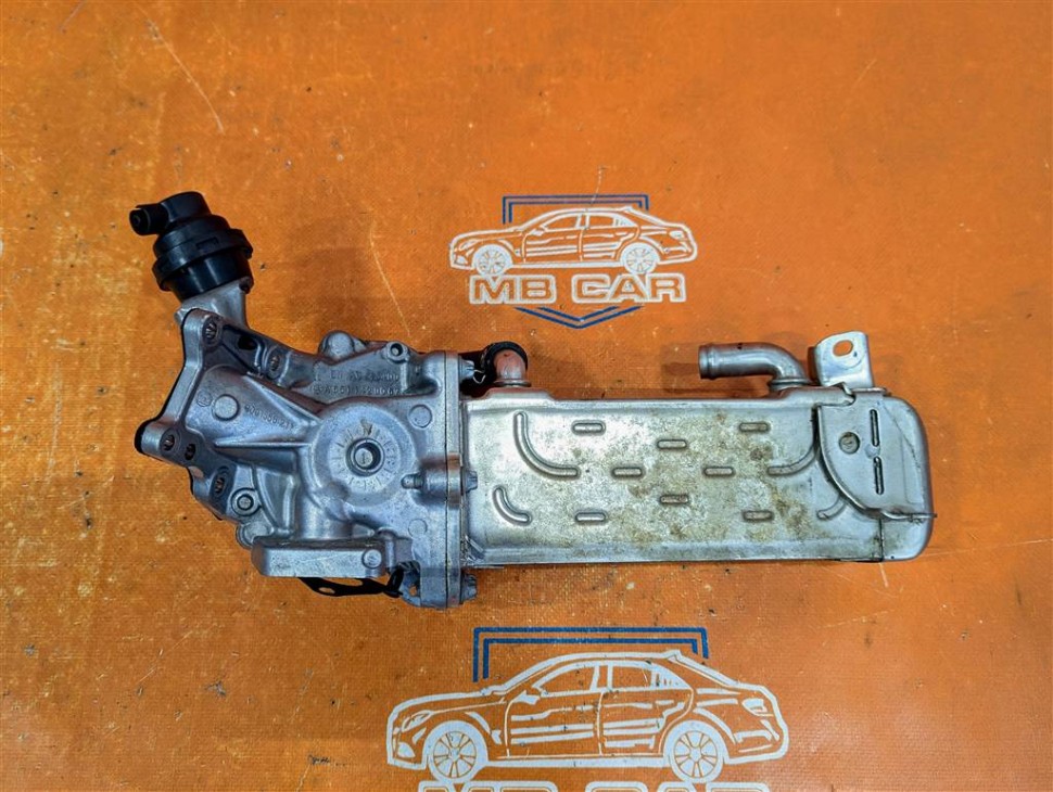 Теплообменник MERCEDES-BENZ C-класс W204/S204 (2006 - 2011) фото 1 — Разборка Мерседес