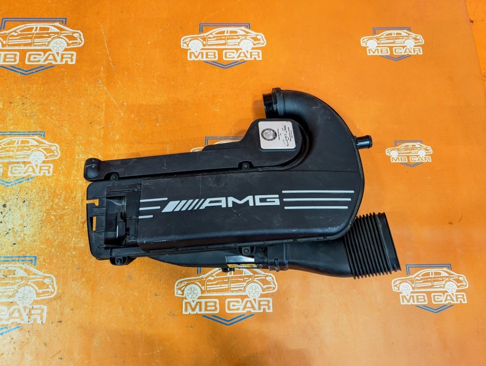 Корпус воздушного фильтра MERCEDES-BENZ C-класс AMG W205/S205/C205/A205 (2014 - 2018) фото 1 — Разборка Мерседес