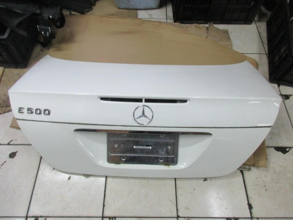 Крышка багажника MERCEDES-BENZ E-класс W211/S211 (2002 - 2006) фото 1 — Разборка Мерседес