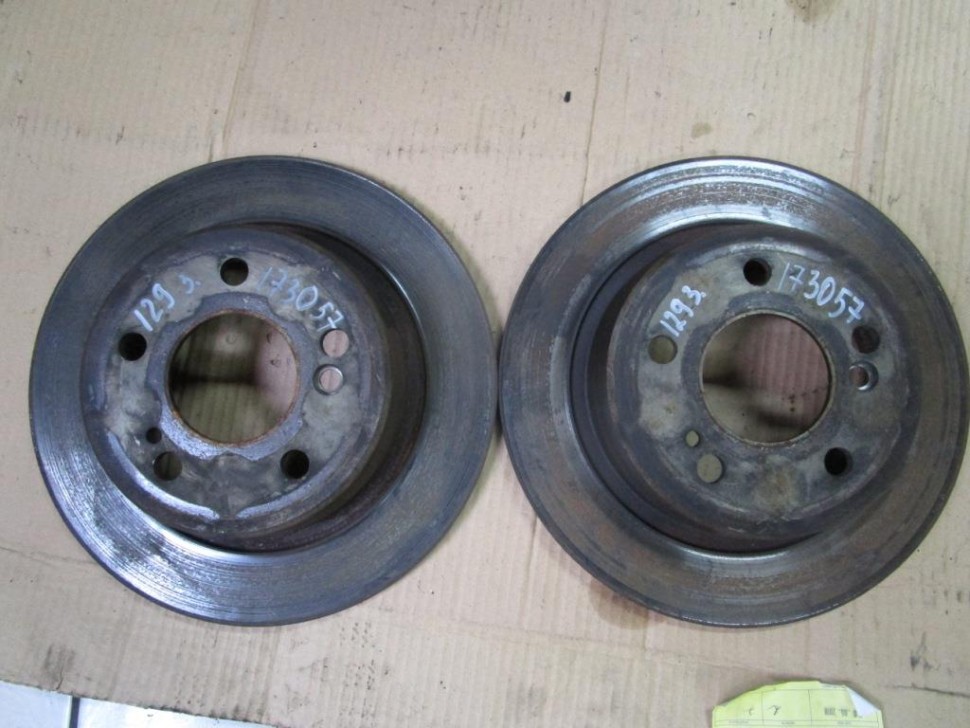 Диски тормозные зад MERCEDES-BENZ SL-класс R129 рестайлинг (1995 - 1998) фото 1 — Разборка Мерседес