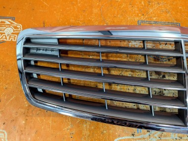 Решетка радиатора MERCEDES-BENZ E-класс W211/S211 (2002 - 2006) — Разборка Мерседес