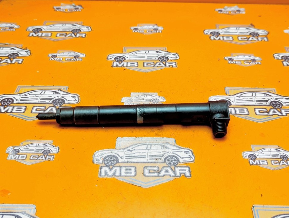 Форсунка ДИЗЕЛЬ MERCEDES-BENZ C-класс W204/S204/С204 рестайлинг (2011 - 2015) фото 1 — Разборка Мерседес