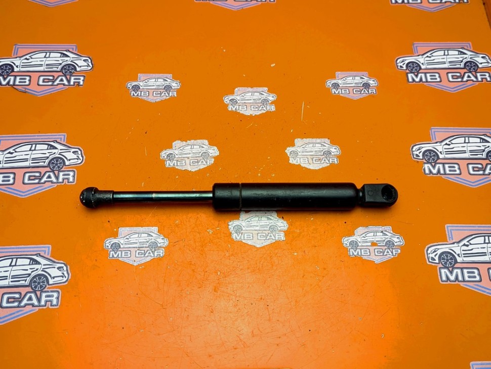 Амортизатор капота MERCEDES-BENZ M-класс W163 рестайлинг (2001 - 2005) фото 1 — Разборка Мерседес